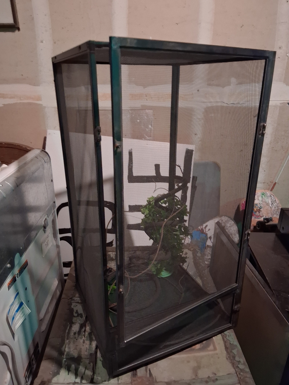 Black Mesh Reptile Enclosure - Screen Terrarium for Pets